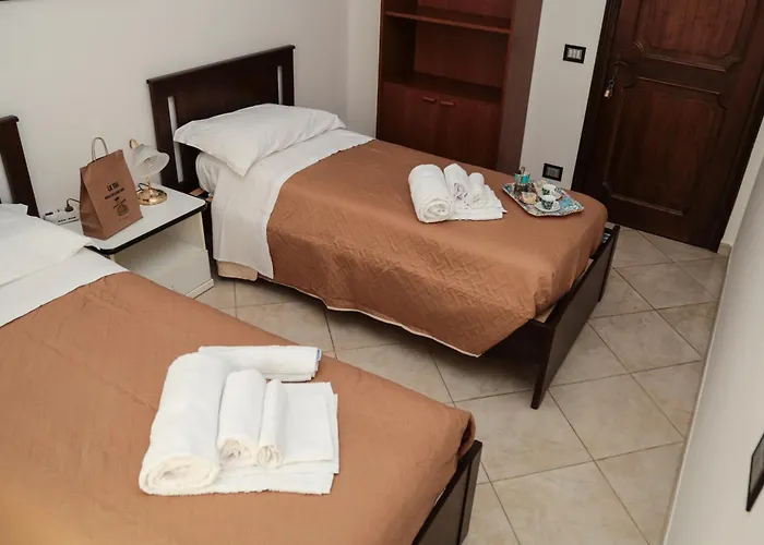 Manara 招待所 雷焦艾米利亚